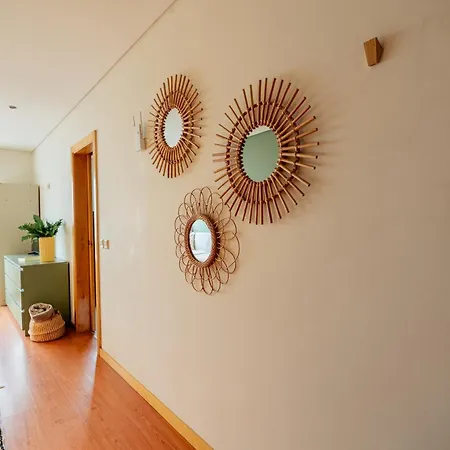 Near Metro, Cedofeita,